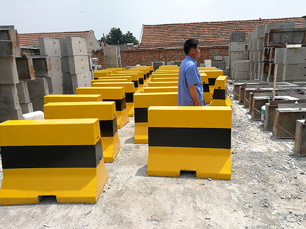 青島預制構件廠(chǎng)為某公司訂單順利完成貢獻力量 青島預制構件廠(chǎng)為某公司訂單順利完成貢獻力量