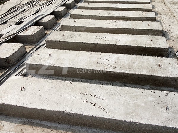 LZT預制蓋板-2 青島預制構件廠(chǎng),青島混凝土預制蓋板,青島預制圍擋基礎,青島混凝土預制空心板,青島水泥隔離墩,青島水泥過(guò)梁