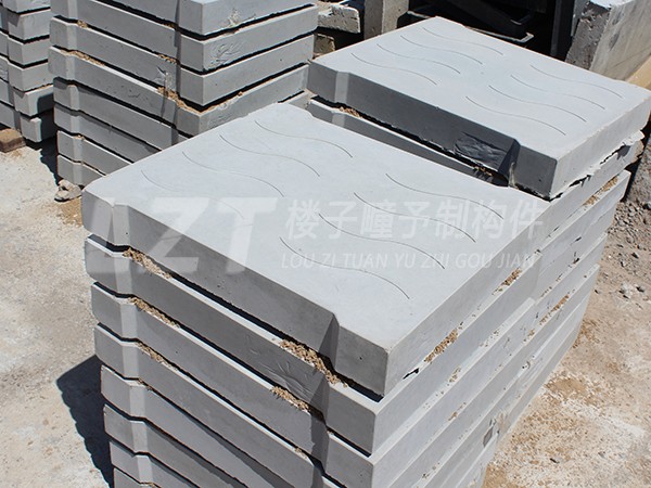 LZT預制蓋板-6 青島預制構件廠(chǎng),青島混凝土預制蓋板,青島預制圍擋基礎,青島混凝土預制空心板,青島水泥隔離墩,青島水泥過(guò)梁