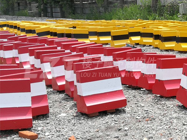 LZT水泥隔離墩-5 青島預制構件廠(chǎng),青島混凝土預制蓋板,青島預制圍擋基礎,青島混凝土預制空心板,青島水泥隔離墩,青島水泥過(guò)梁